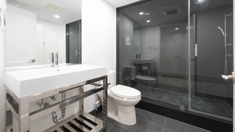 20240927 3SilverwoodAve Toronto ON M5P1W4 47